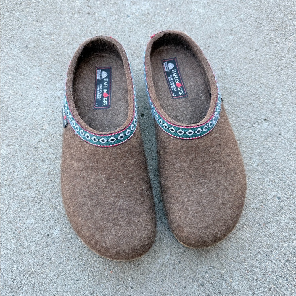 Haflinger GZ Classic Grizzly Clog in Chocolate size 42 - Picture 2 of 7